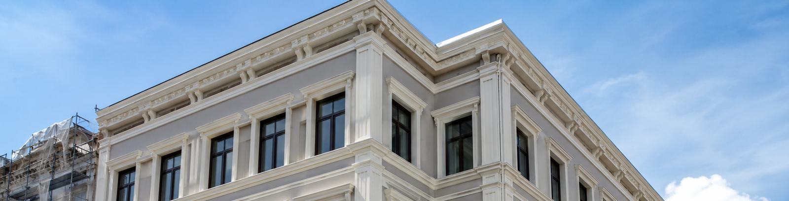 İş Hanı Cephe Yenilemelerinde Poliüretan Avantajları